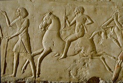 Starożytność egipska: płaskorzeźba z wojownikiem na koniu. Koniec XVIII dynastii autorstwa Egyptian 18th Dynasty