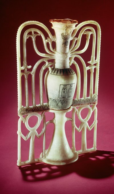 Kwiatowy słoik na maść z grobowca Tutanchamona (ok. 1370-1352 pne) Nowe Królestwo (alabaster) (patrz także 59230) autorstwa Egyptian 18th Dynasty