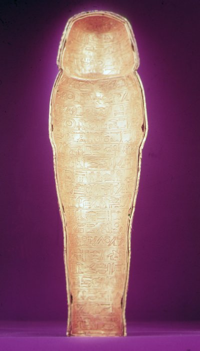 Wnętrze jednej z trumien kanopskich, z grobowca Tutanchamona (ok. 1370-1352 pne) Nowe Królestwo (bite złoto) (patrz także 227991-2) autorstwa Egyptian 18th Dynasty
