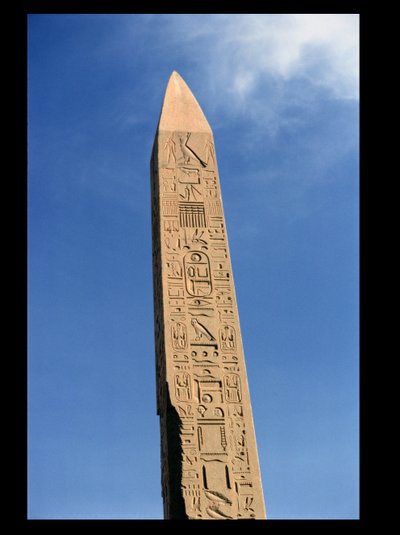 Obelisk Totmesa I (1504-1492 pne) w Wielkiej Świątyni Amona, Świątynia Karnak, Nowe Królestwo autorstwa Egyptian 18th Dynasty