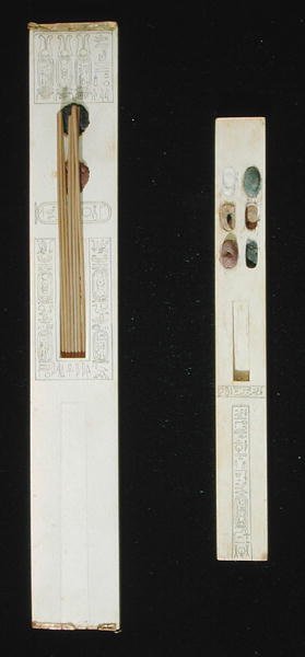 Dwie palety, z Grobowca Tutanchamona, Dolina Królów, Nowe Królestwo, ok. 1353-1327 pne autorstwa Egyptian 18th Dynasty