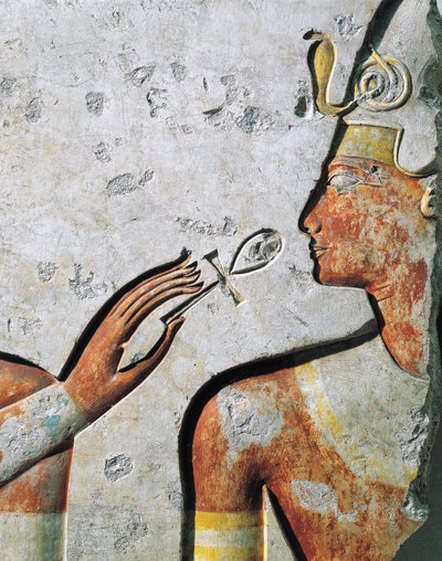 Ramzes II podczas ceremonii otwarcia ust, płaskorzeźba z małej świątyni zbudowanej przez faraona w Abydos autorstwa Egyptian 19th Dynasty