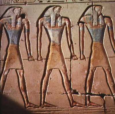 Relief przedstawiający Horusa, ze świątyni Ramzesa II, ok. 1298 pne (kamień malowany) autorstwa Egyptian 19th Dynasty