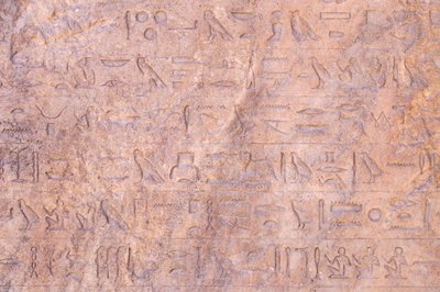 Stela Apries, fragment, ok. 580 pne autorstwa Egyptian 26th Dynasty