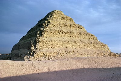 Piramida schodkowa króla Dżesera (ok. 2667-2648 pne) Stare Królestwo autorstwa Egyptian 3rd Dynasty