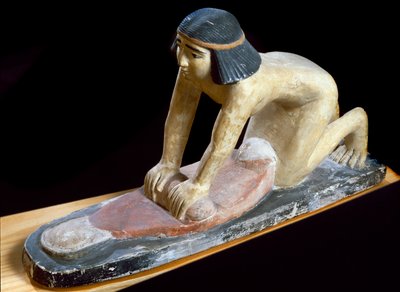 Starożytność egipska: „Egipcjanie rozdrabniający zboża na chleb” Figurka. V dynastia. 2400 pne. Florencja, Muzeum Archeologiczne autorstwa Egyptian 5th Dynasty