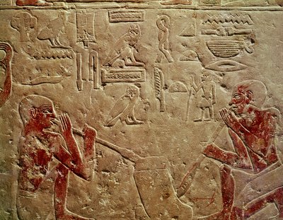 Relief przedstawiający dmuchacze szkła, z Mastaby Kaemrehu, Sakkary, Stare Państwo, ok. 2325 pne (malowany wapień) autorstwa Egyptian 6th Dynasty