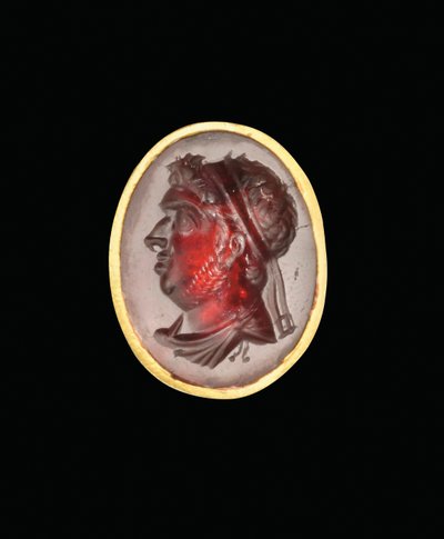 Hellenistyczny pierścionek wklęsły z portretem królewskim władcy ptolemejskiego, prawdopodobnie Ptolemeusza IX, Sotera II, koniec II - początek I wieku p.n.e. autorstwa Egyptian Ptolemaic Period