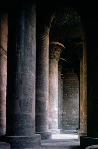 Hypostyle Hall Świątyni Chnum autorstwa Egyptian Ptolemaic Period