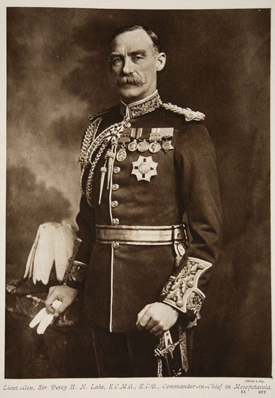 Generał broni Sir Percy H. N. Lake, 1914-19 autorstwa Elliott und Fry Studio