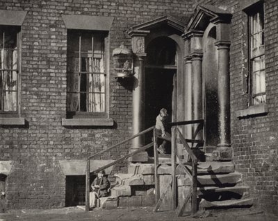Zakątek starego Liverpoolu (zdjęcie czarno-białe) autorstwa English Photographer