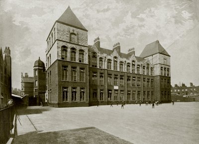 Słynna londyńska szkoła z internatem (zdjęcie czarno-białe) autorstwa English Photographer