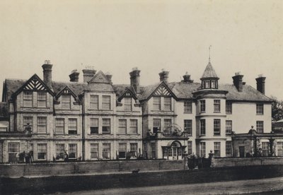 Aldeburgh, Hotel Zamek Wentworth (zdjęcie czarno-białe) autorstwa English Photographer
