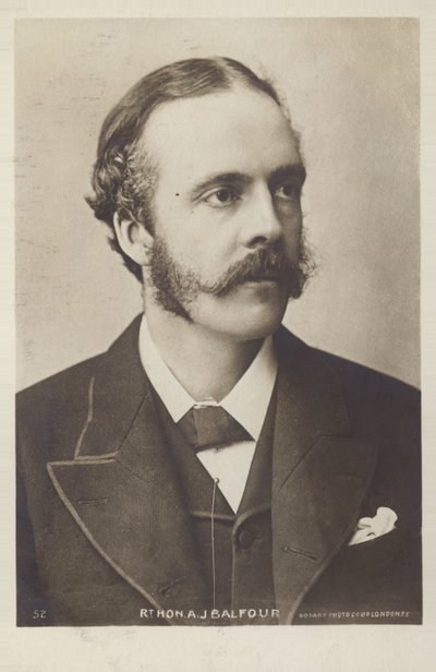 Artur Balfour autorstwa English Photographer