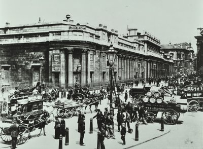 Bank of England, Threadneedle Street, City of London, 1890 autorstwa English Photographer