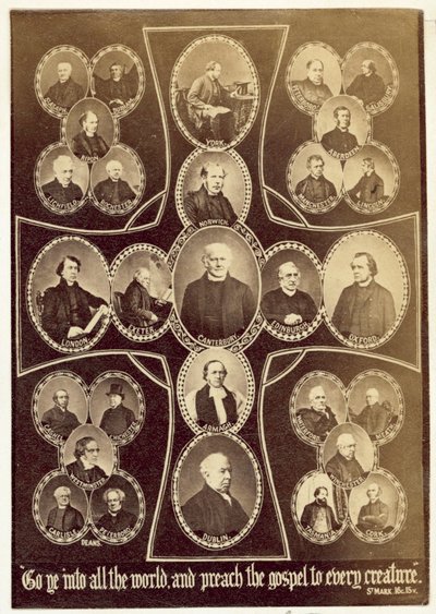 Biskupi Wielkiej Brytanii i Imperium Brytyjskiego (zdjęcie czarno-białe) autorstwa English Photographer