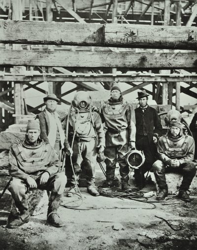 Blackfriars Bridge: pozują robotnicy budowlani ze sprzętem, 1869 autorstwa English Photographer