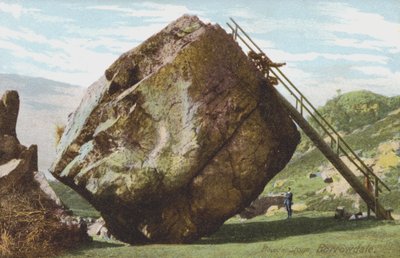 Bowder Stone, Borrowdale, Kraina Jezior (kolorowe zdjęcie) autorstwa English Photographer