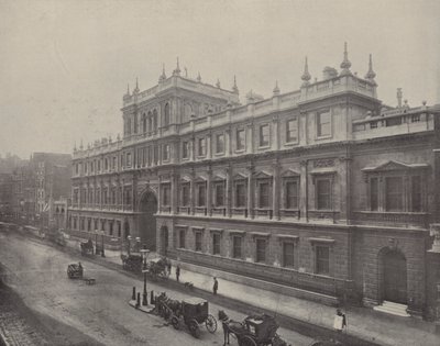 Burlington House (zdjęcie czarno-białe) autorstwa English Photographer