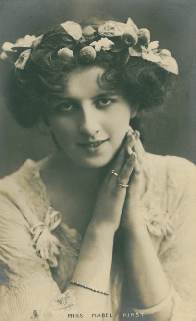 Gwiazdy sceny: panna Mabel Hirst, ok. 1903-08 autorstwa English Photographer
