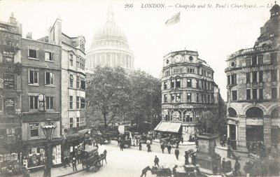 Tanieside i cmentarz St Pauls autorstwa English Photographer