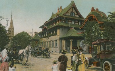 Budynek w stylu chińskim. Pocztówka wysłana w 1913 roku. autorstwa English Photographer