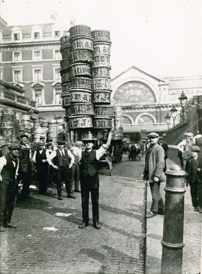 Covent Garden Market, Londyn autorstwa English Photographer