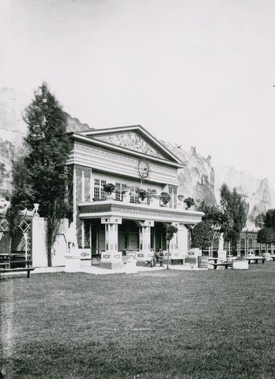 Cremorne Gardens, Londyn: szwajcarski domek autorstwa English Photographer