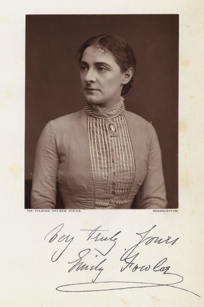 Emily Fowler (zdjęcie czarno-białe) autorstwa English Photographer