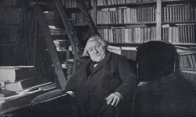 Ernest Renan w swoim gabinecie (zdjęcie czarno-białe) autorstwa English Photographer