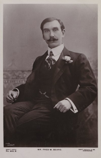 Fred W Beard, brytyjski muzyk autorstwa English Photographer
