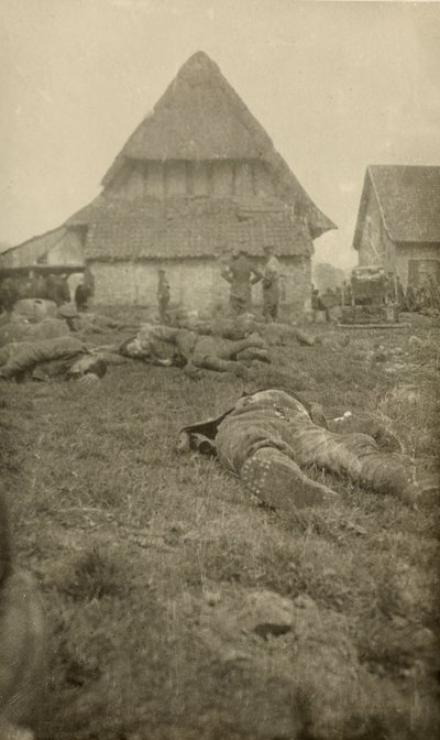 Z albumu 134 fotografii związanych z I wojną światową, front zachodni, 1914-18 autorstwa English Photographer