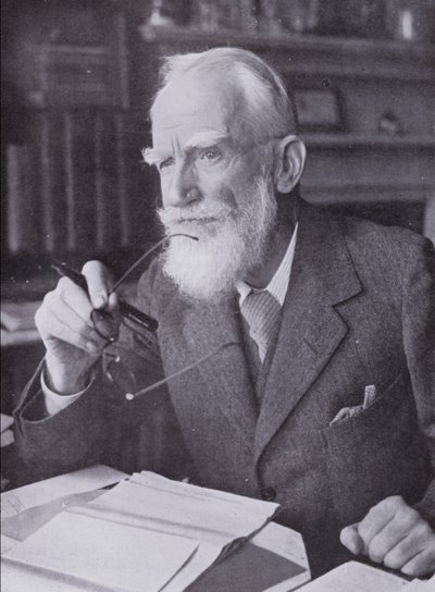 George Bernard Shaw (zdjęcie b/w) autorstwa English Photographer