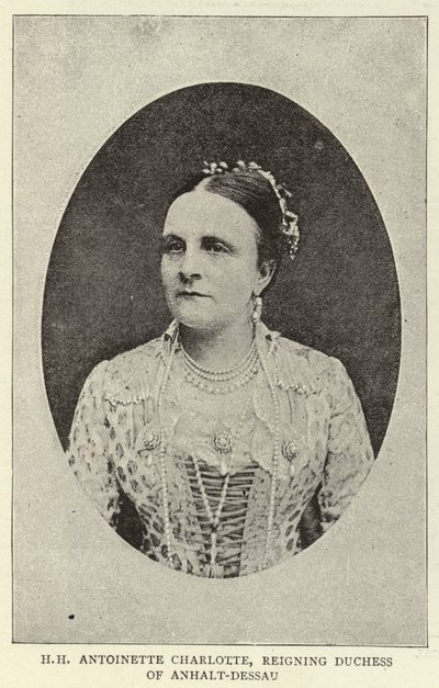 H H Antoinette Charlotte, panująca księżna Anhalt-Dessau autorstwa English Photographer
