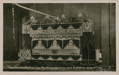 Oświetlony tramwaj upamiętniający wizytę króla i królowej w Oldham, 12 lipca 1913 r. Pocztówka wysłana w 1913 r. autorstwa English Photographer