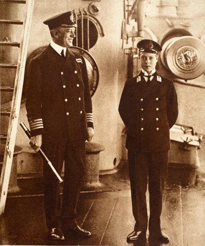 Król Edward VIII jako marynarz na okręcie H.M.S. Hindustan, 1910 r. autorstwa English Photographer