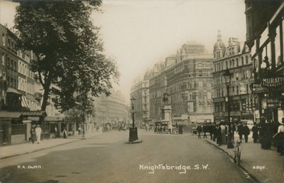 Knightsbridge, Londyn autorstwa English Photographer
