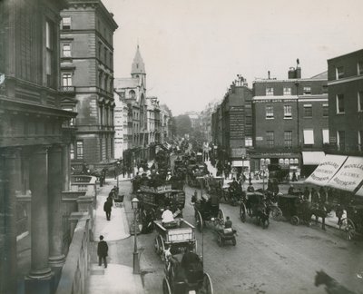 Knightsbridge, Londyn autorstwa English Photographer