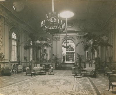 Lobby hotelu Cecil w Londynie autorstwa English Photographer