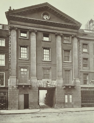 Brama Średniej Świątyni, 1885 autorstwa English Photographer