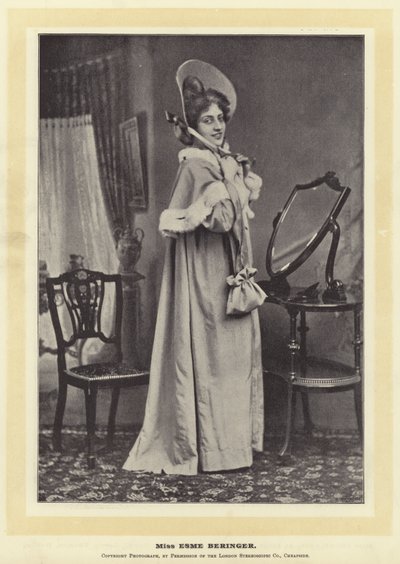 Panna Esme Beringer autorstwa English Photographer