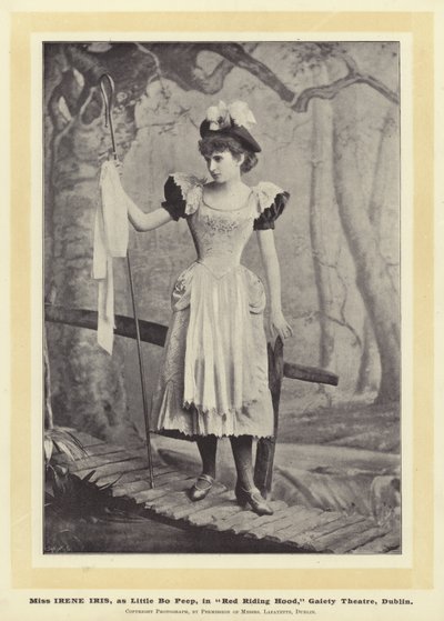 Panna Irene Iris, jako Little Bo Peep, w Czerwonym Kapturku, Gaiety Theatre, Dublin autorstwa English Photographer