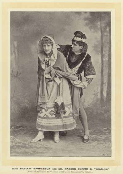 Panna Phyllis Broughton i pan Hayden Coffin w Marjorie autorstwa English Photographer
