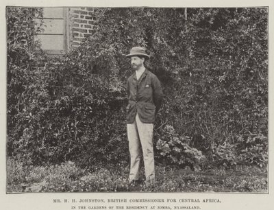 Pan H H Johnston, brytyjski komisarz ds. Afryki Środkowej, w ogrodach rezydencji w Zomba, Nyasaland autorstwa English Photographer