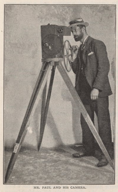 Pan R W Paul i jego aparat autorstwa English Photographer