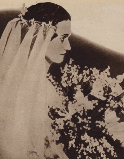 Pani Simpson w czasie swojego pierwszego małżeństwa w 1916 z porucznikiem Winfieldem Spencerem z US Air Force (zdjęcie czarno-białe) autorstwa English Photographer