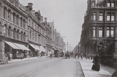 Newcastle, Grainger Street, West (zdjęcie czarno-białe) autorstwa English Photographer