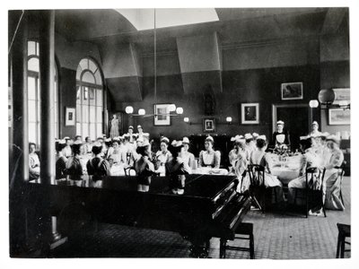 Jadalnia Nightingale Home, szpital St. Thomass autorstwa English Photographer