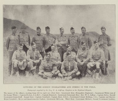 Oficerowie Gordon Highlanders i inni w terenie autorstwa English Photographer