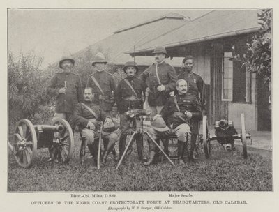 Oficerowie Sił Protektoratu Wybrzeża Nigru w kwaterze głównej, Old Calabar autorstwa English Photographer